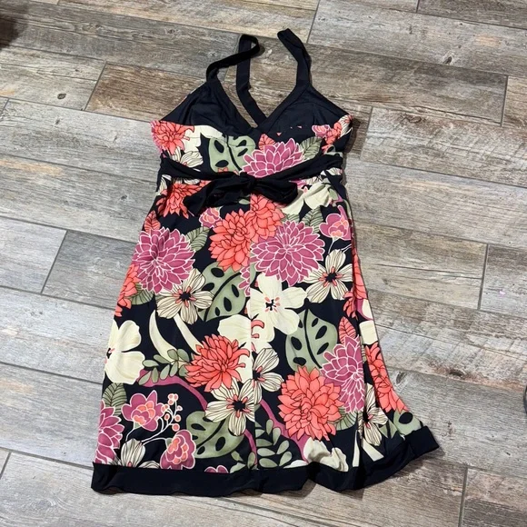 Floral Halter Neck Dress - Picture 3 of 3